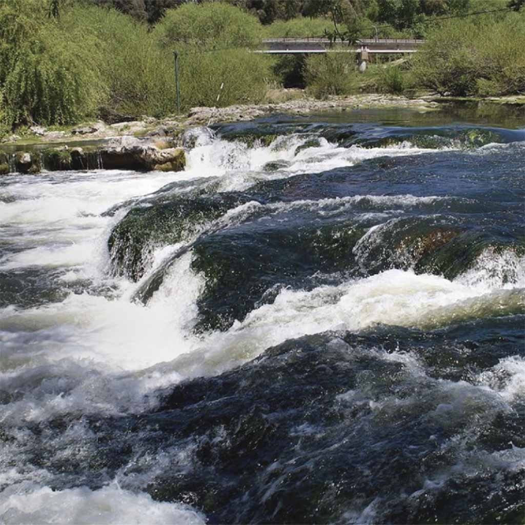 paisaje-cascadas-confort-Necochea-Buenos-Aires-Alquiler-Temporario-Cabañas-en-la-Ribera-Ribera-Rio-Quequen-necochea